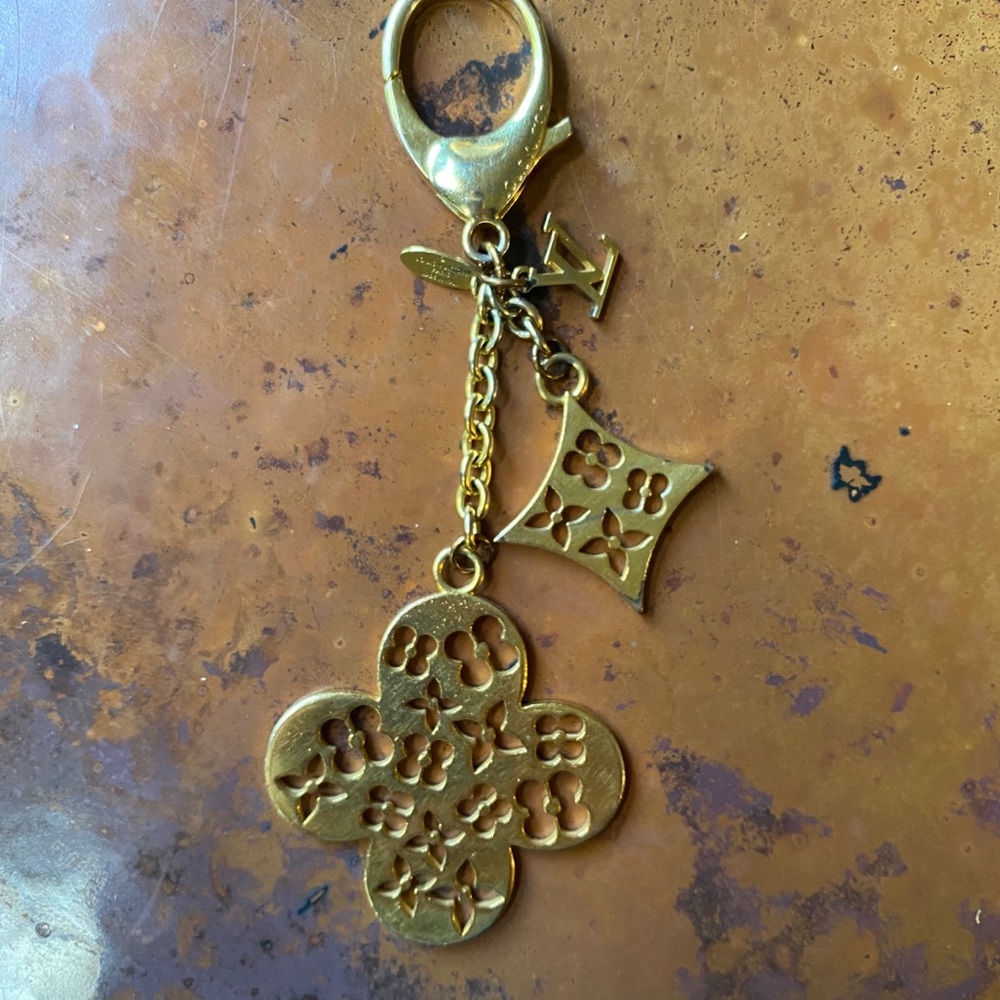 Louis Vuitton Ivy bag charm